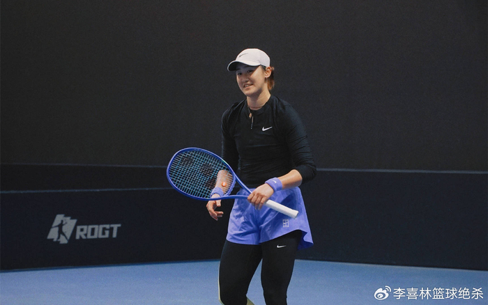 2-0进四强!中国女网25岁1米82王牌再冲冠:16胜1负追赶郑钦文|王曦雨|凯鲁比尼|任钰菲|女单|冠军_新浪新闻